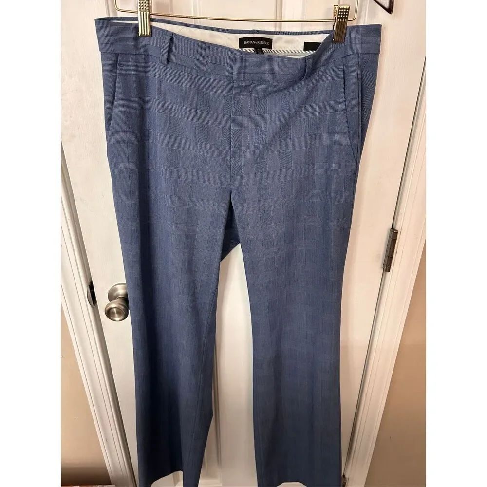Banana republic women’s dress pants size 10 Logan fit straight leg